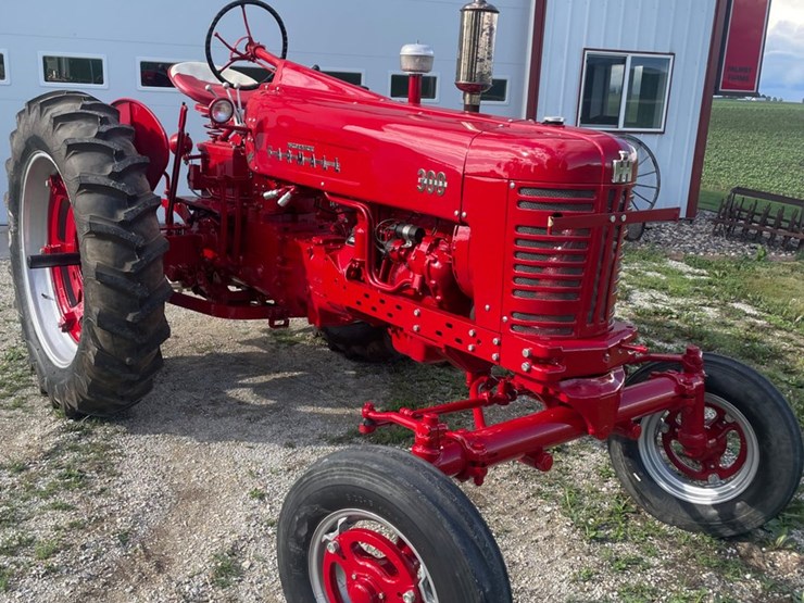 #5527-•-farmall-300-image-1
