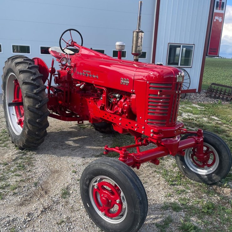 #5527 • Farmall 300