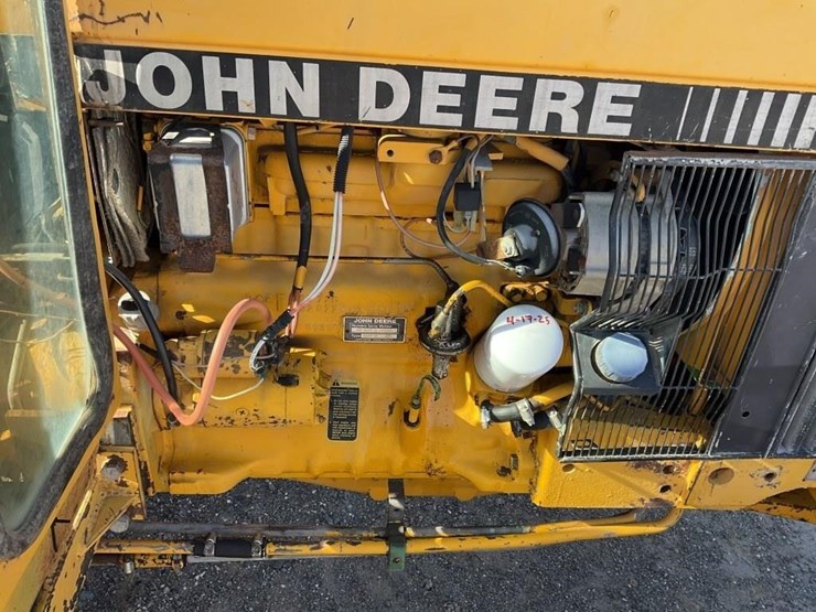 john-deere-2355-image-10