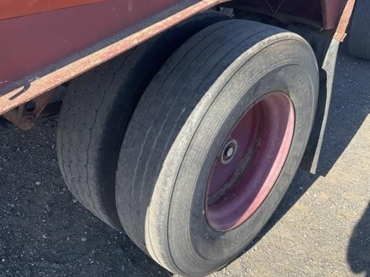 (dmv)-set-of-1970's-aluminum-hopper-trailers-image-11
