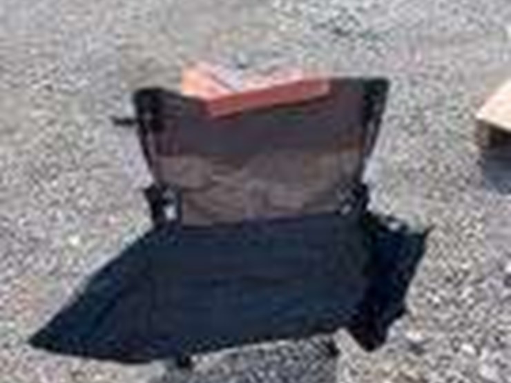 collapsible-camping-chair.-orange-brown.-comes-with-foot-stool-and-storage-bag!-image-4