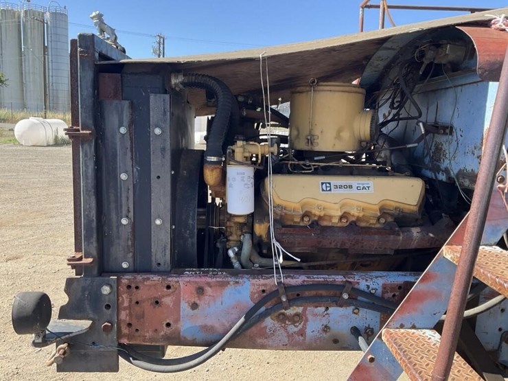 caterpillar-3208-image-9