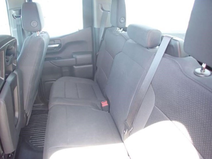 chevrolet-silverado-1500-image-29