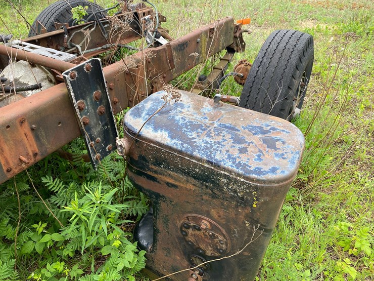 #1597-•-truck-frame-image-10