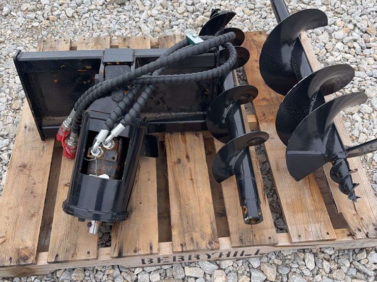 hydraulic-earth-auger-attachment-with-dual-augers-image-1
