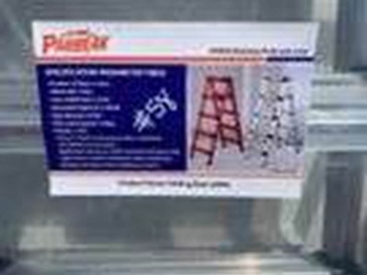 folding-step-ladder-image-2
