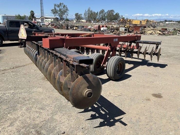 case-ih-770-image-5