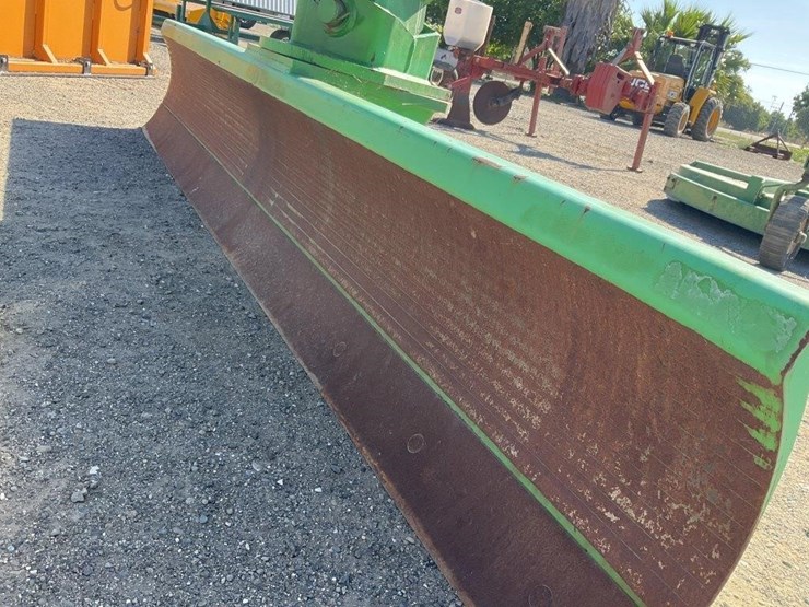 agri-king-10'-3-pt-6-way-hyd.-angle-blade-image-10
