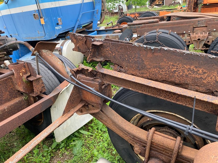 #1573-•-wood-hauling-parts-image-13