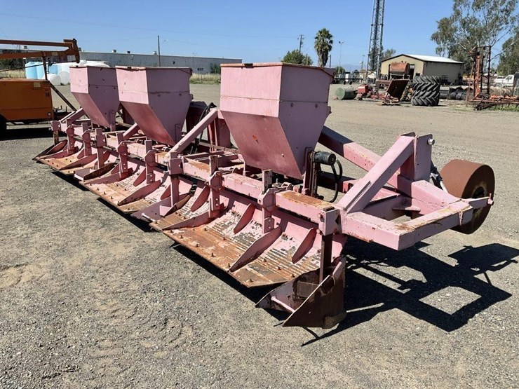 clampco-3-pt-3-row-80"-shaping-baiter-bar-image-4