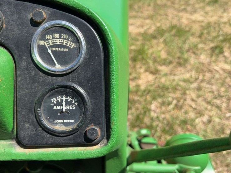 john-deere-630-image-34