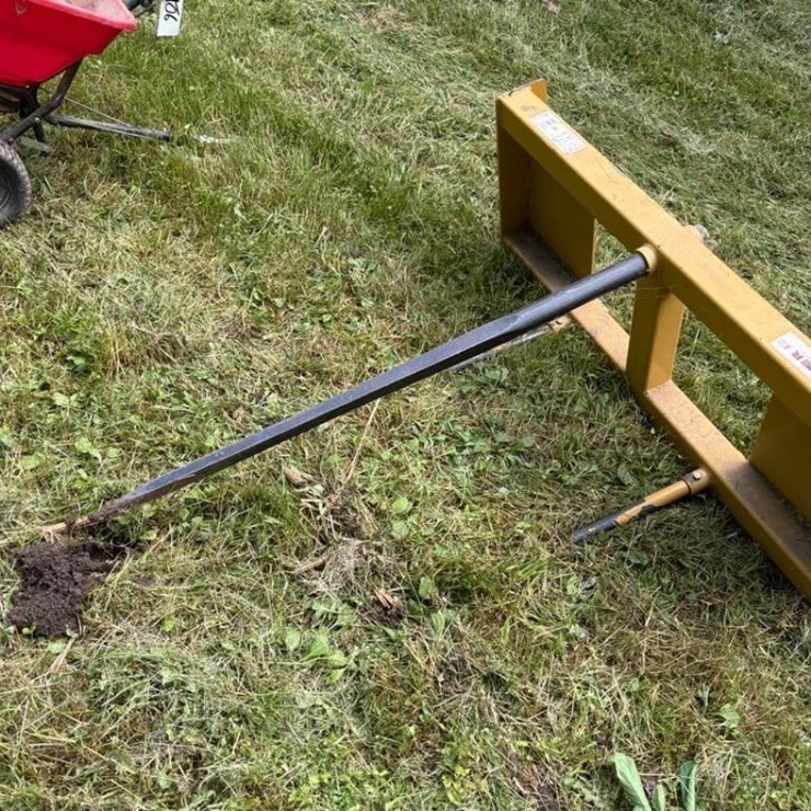Tarter Universal Attach Bale Spear