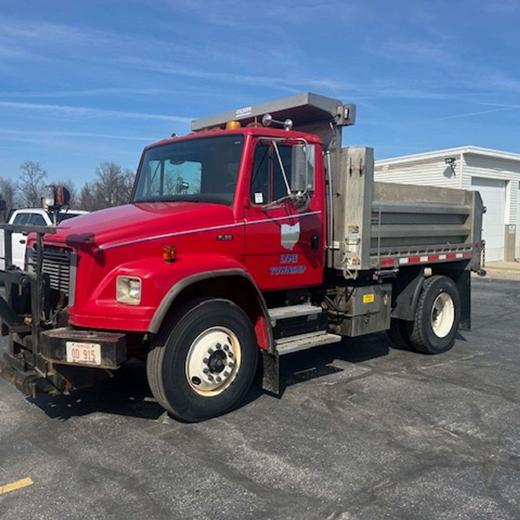 2002 FREIGHTLINER FL80