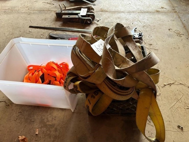 large-lot-of-ratchet-straps-image-1
