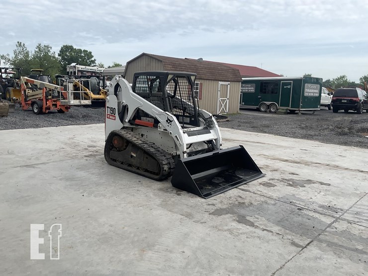 2009-bobcat-t190-image-6
