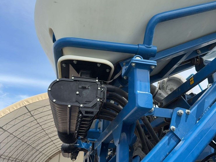 2013-kinze-3600-image-9