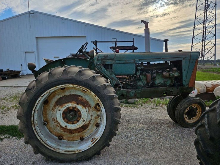 oliver-880-image-2