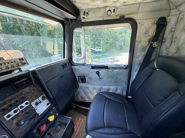 1993-kenworth-w900-image-68