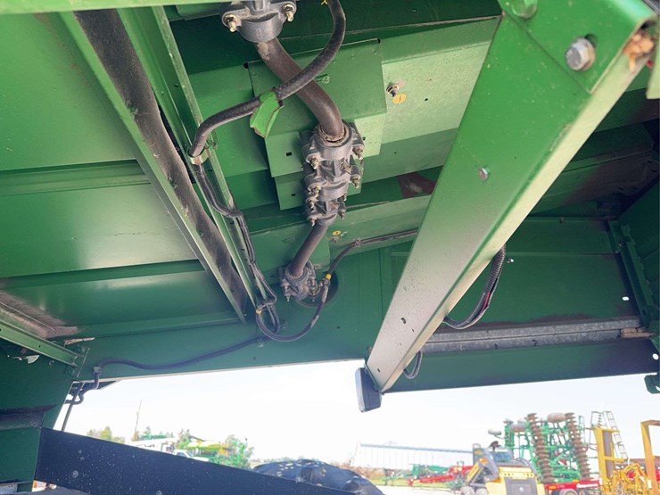john-deere-9500-image-44