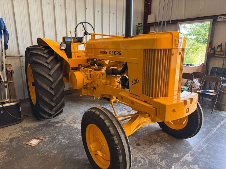 1957-john-deere-620-image-6