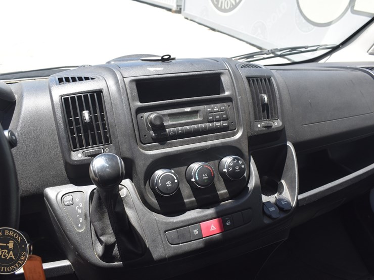 2014-ram-promaster-1500-image-55