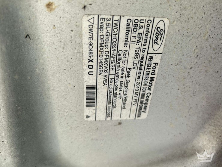2013-ford-taurus-awd-sedan-image-9