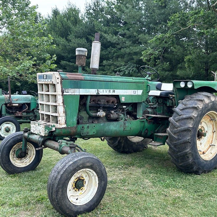 1960 OLIVER 1800
