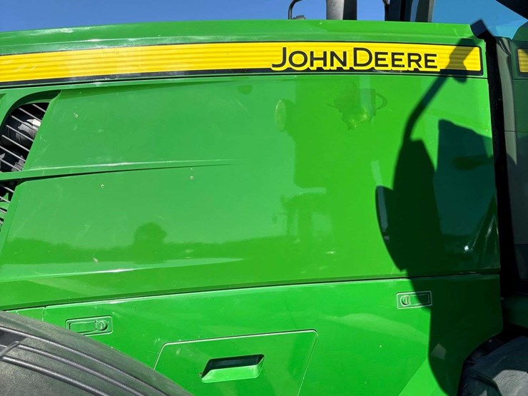 2011-john-deere-7260r-image-42