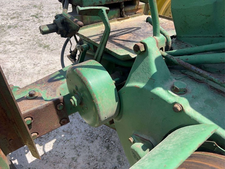 john-deere-60-image-23