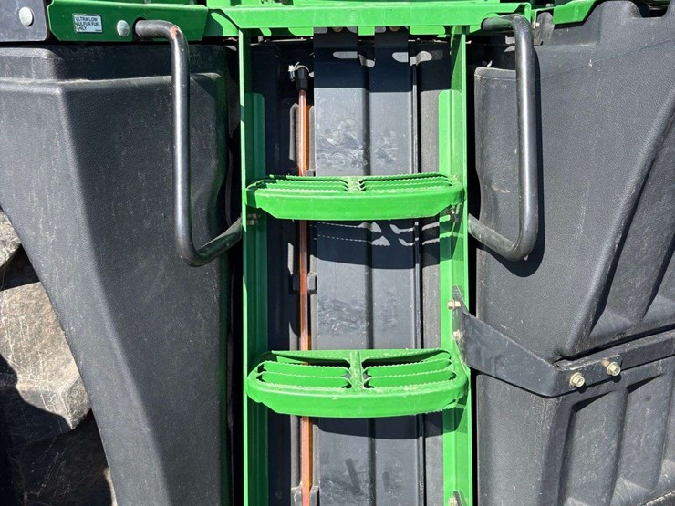 2012-john-deere-9510r-image-73
