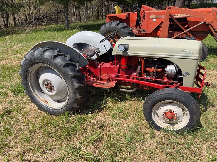 ford-8n-image-2
