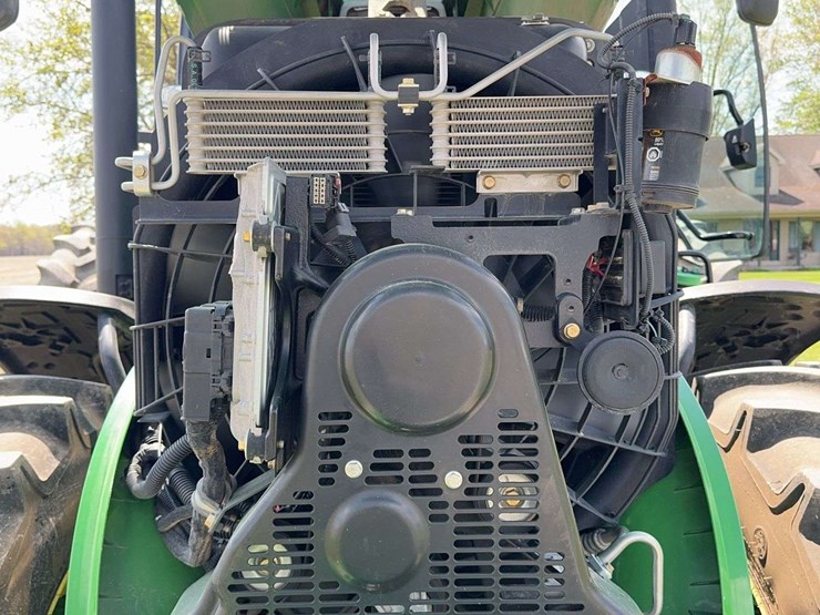 2012-john-deere-7260r-image-57