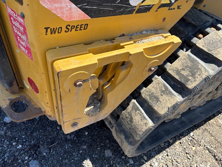 caterpillar-259d-image-16