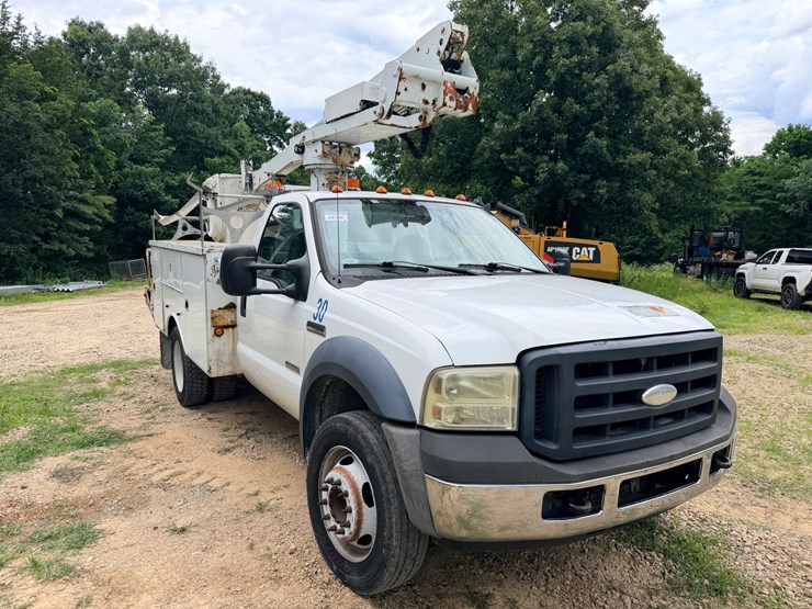 2007-ford-f450-image-13