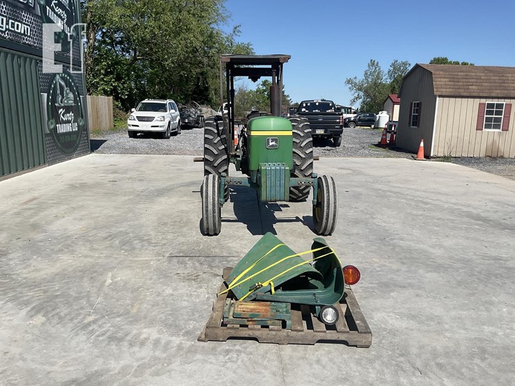 1977-john-deere-2440-image-7