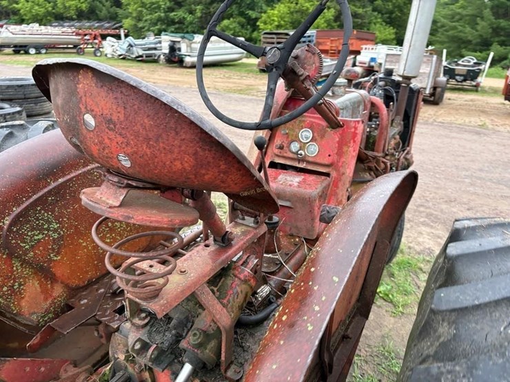 massey-ferguson-22-image-7