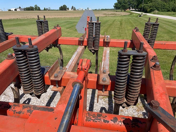 allis-chalmers-9-shank-min-till-disk-chisel-image-14