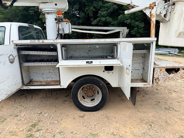 2007-ford-f450-image-65