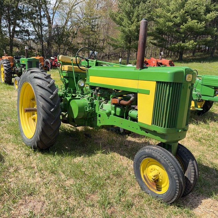 JOHN DEERE 620