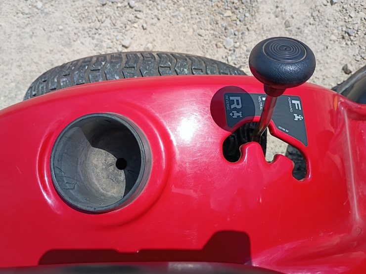 troy-bilt-bronco-image-24