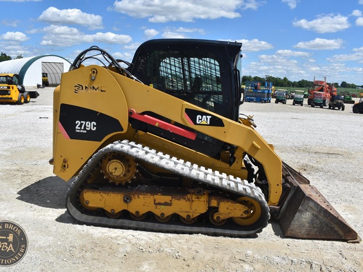 2009-caterpillar-279c-image-15