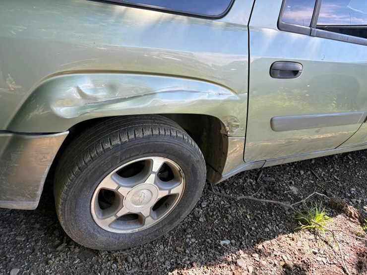 2004-chevrolet-blazer-image-21