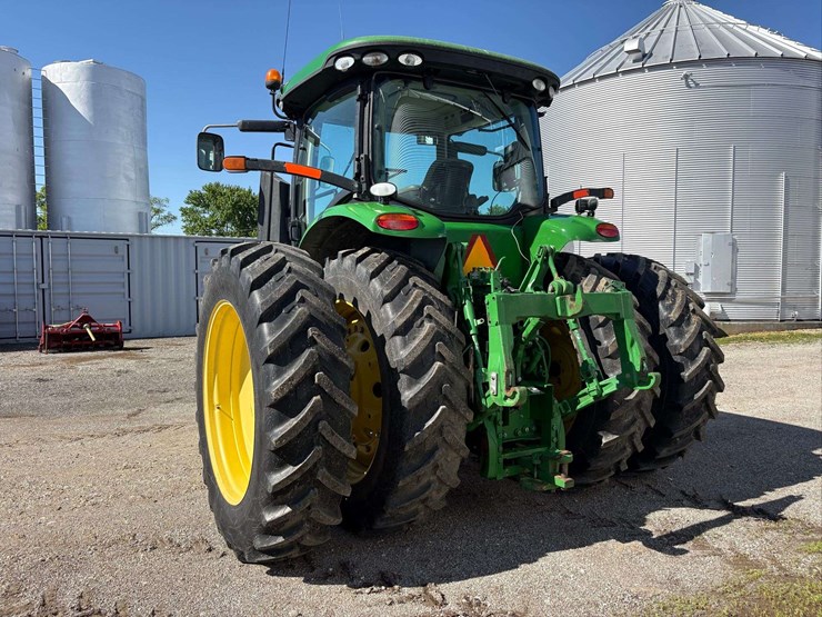 2012-john-deere-7230r-image-9