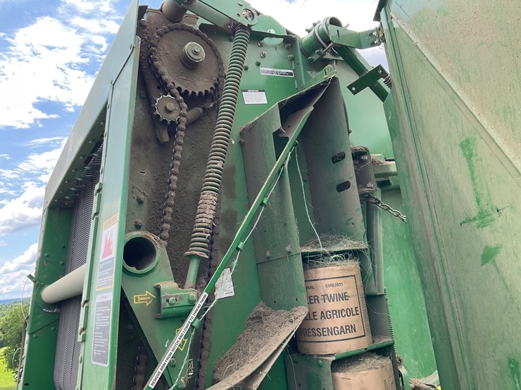 john-deere-568-image-6