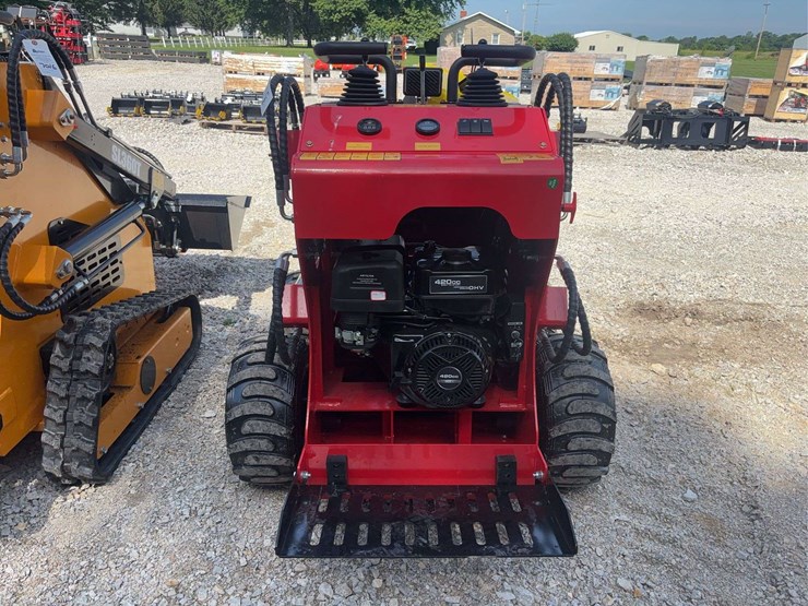 323tz-walk-behind-skid-steer-loader-image-3