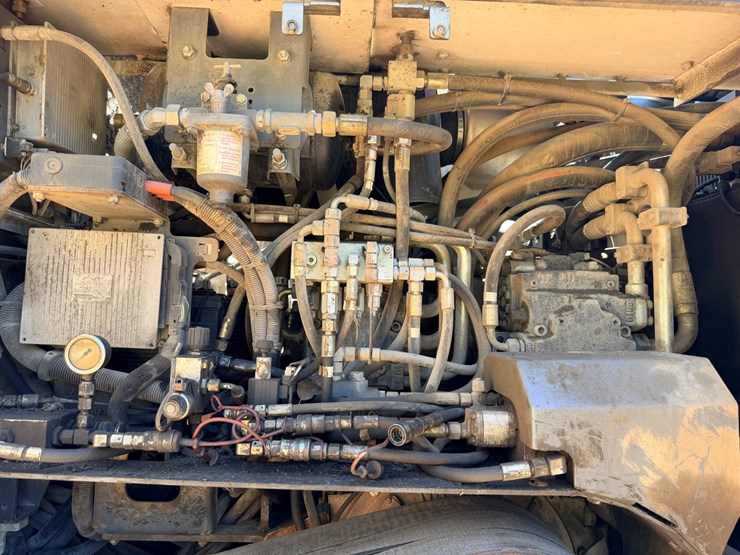 2011-wirtgen-w200-image-46