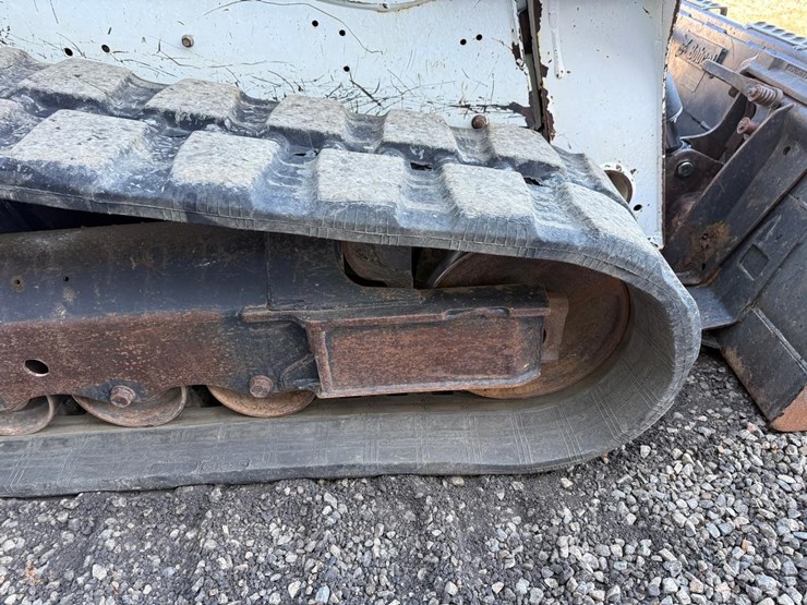 bobcat-t590-image-14