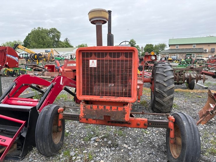 allis-chalmers-185-2wd-tractor-image-3