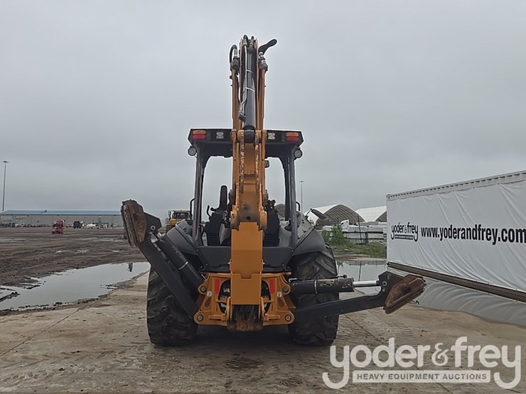 2019-case-580sn-image-4