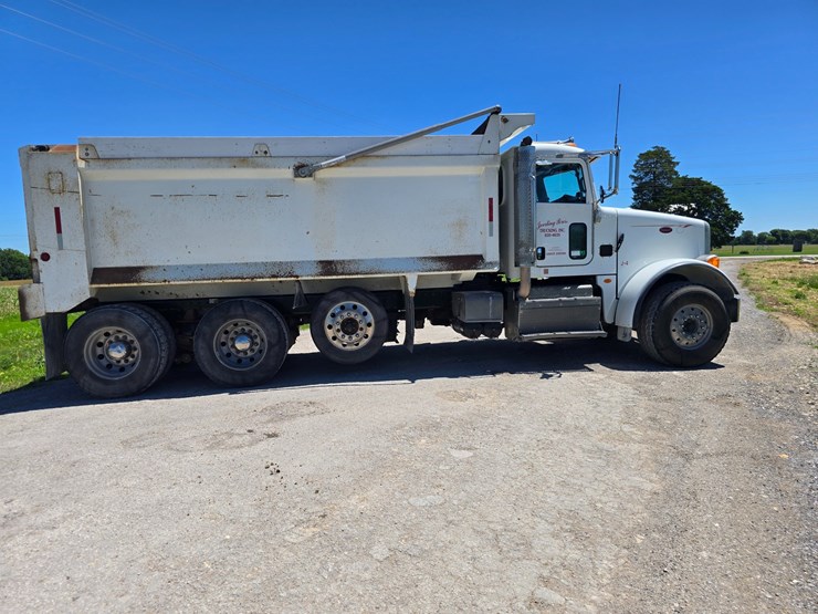 2017-peterbilt-365-image-20
